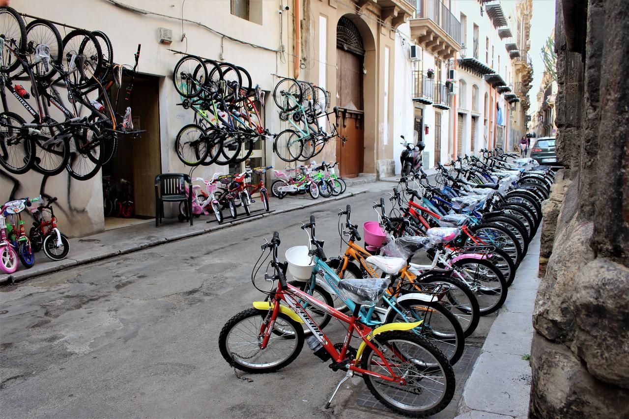 Bed and Breakfast La Via Delle Biciclette Palermo Exterior foto